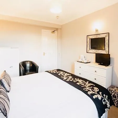 The Traxx Hotel Bangor  Exterior photo