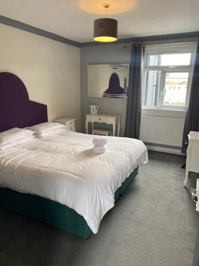 The Traxx Bangor (Gwynedd)