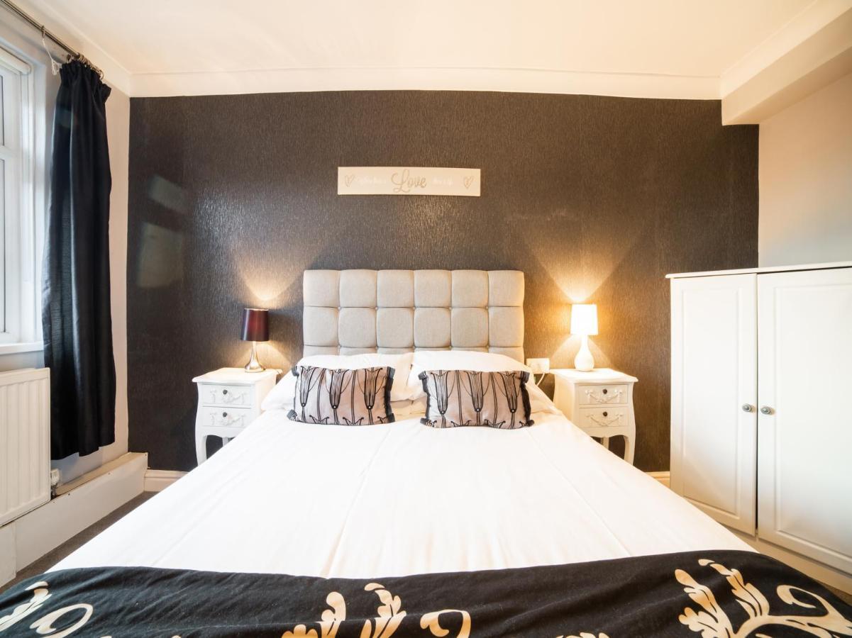 The Traxx 3* Bangor (Gwynedd)